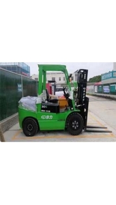 电动叉车
